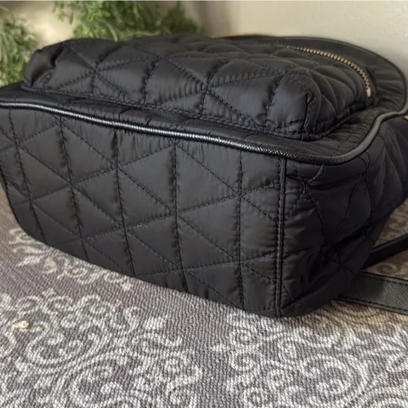 Kate Spade♠️Small Bradley Wilson Rd Quilted Backpack 18Kt Gold Hardware Like New - Picture 13 of 15